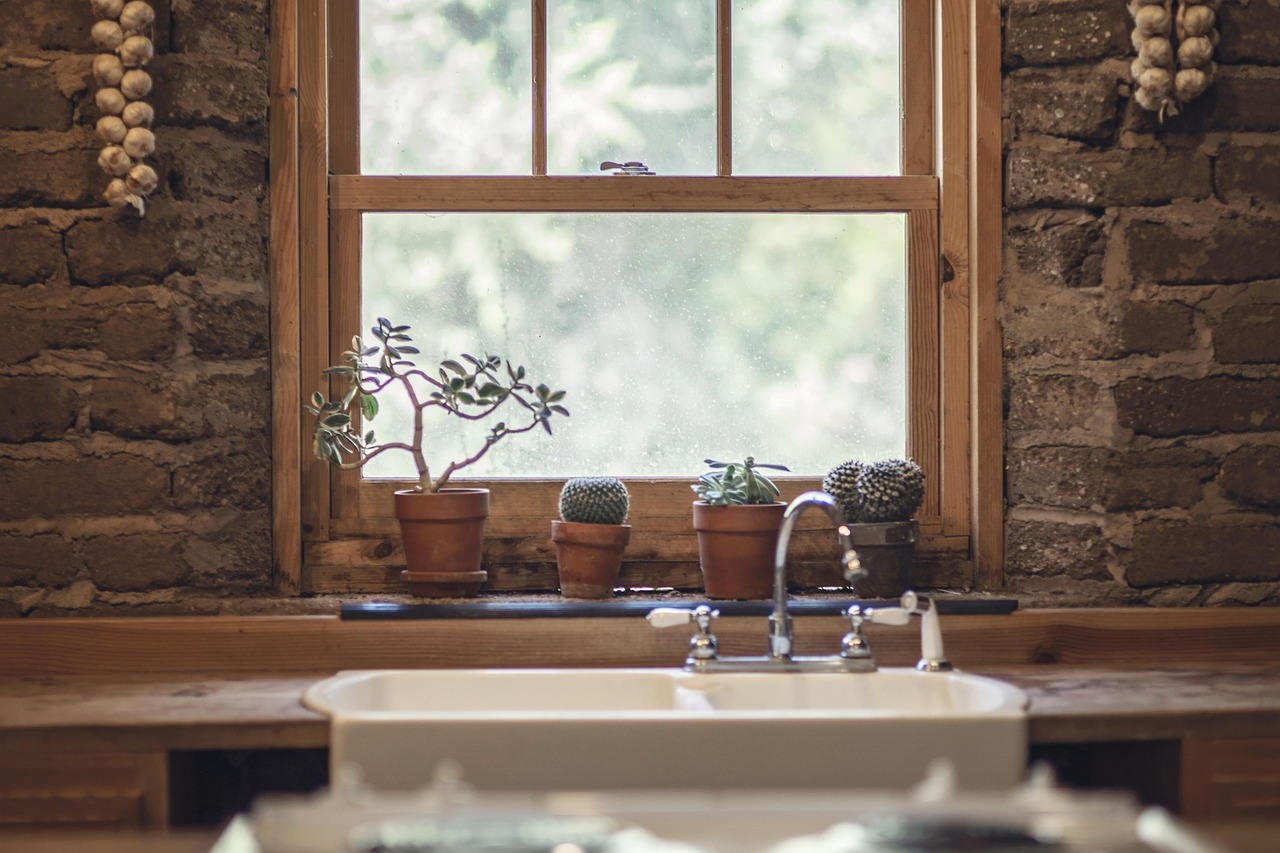 Farmhouse Sink in Kitchen Designs